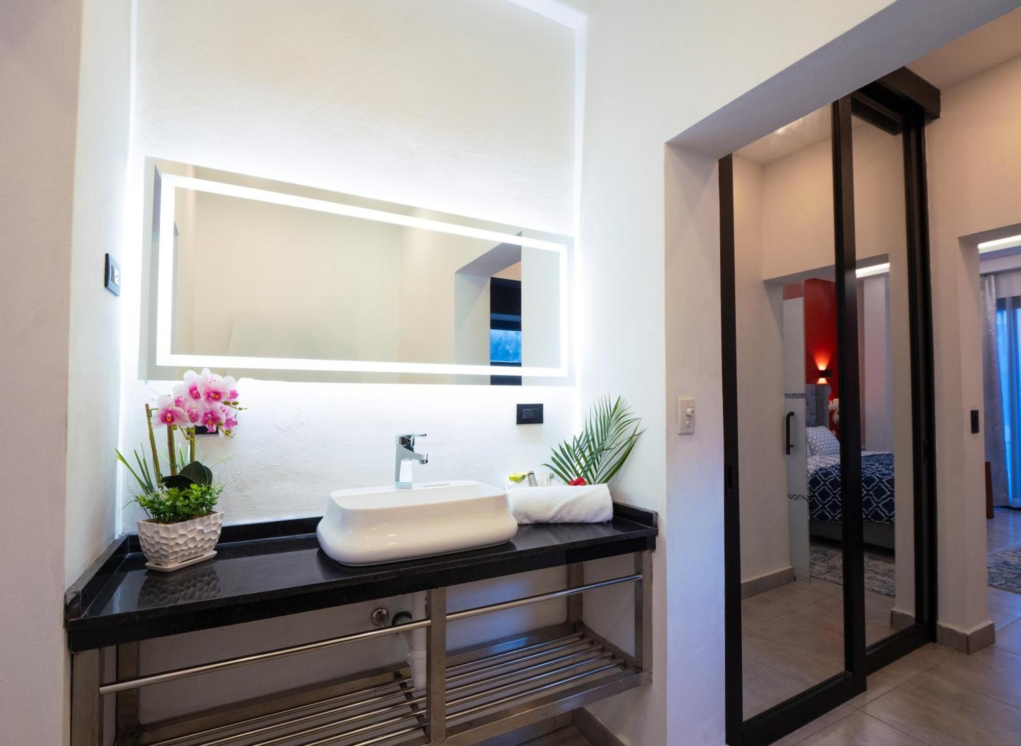 Instyle Residences At Rizz Suites Sosúa Extérieur photo